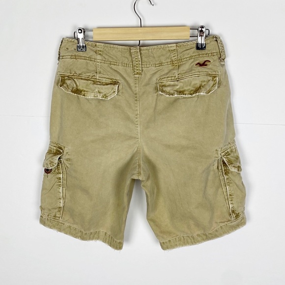 Hollister Shorts Mens Size 30 Khaki Cargo Button Fly Chino Flat - Picture 2 of 6